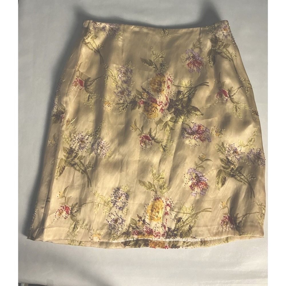 VTG - VIE by Victoria Royal 100% Silk Floral Embroidered Lined Skirt Women's 22
